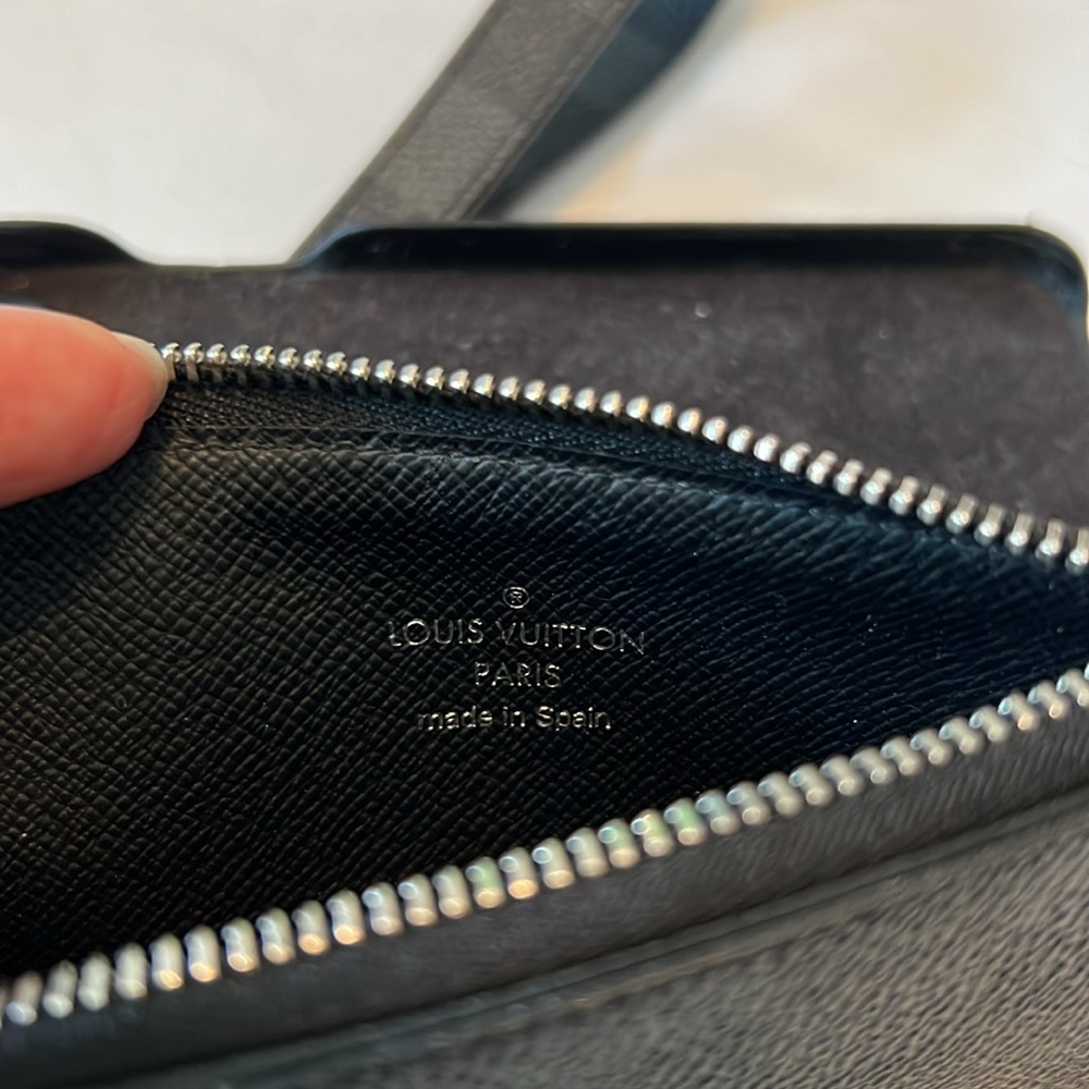Louis Vuitton Playphone LV 8 - Picture 6 of 9